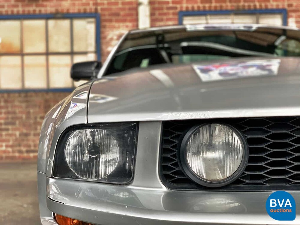 Ford Mustang Cabriolet 4.6 V8 GT Cabrio USA 2006, 13-ZF-SV.