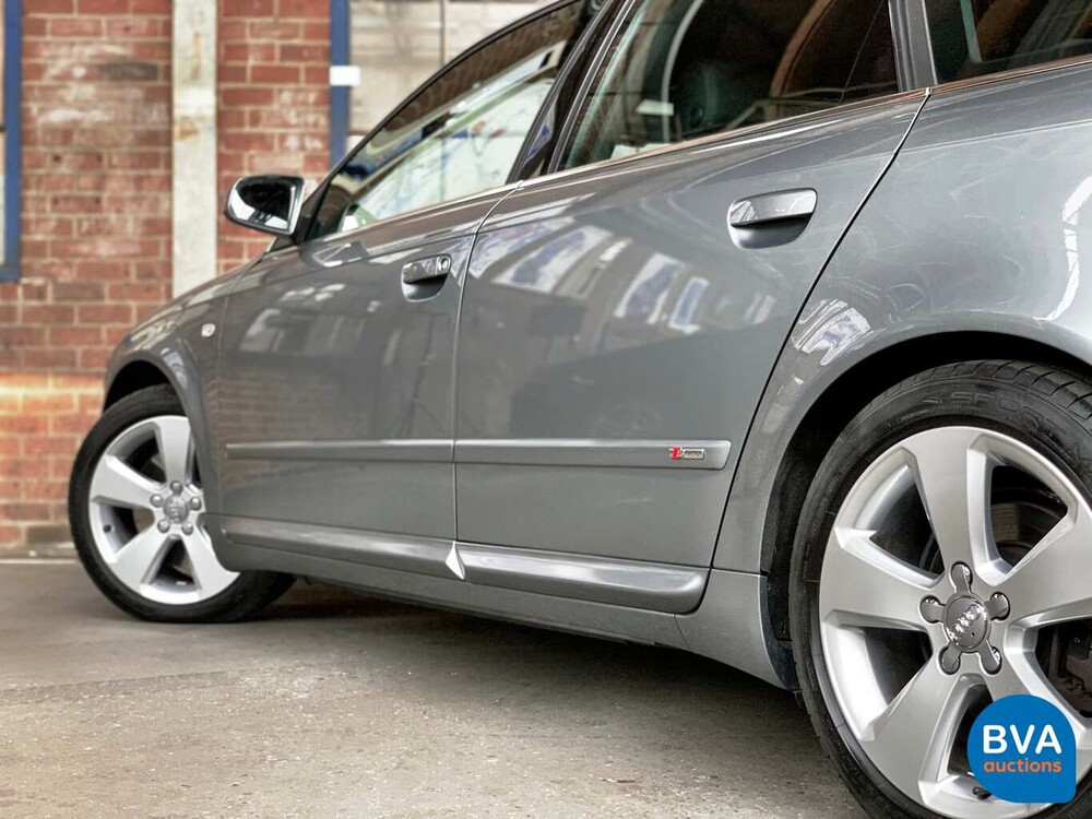 Audi A4 Avant 3.0 TDI Quattro S-Line Automatik 233 PS 2007.