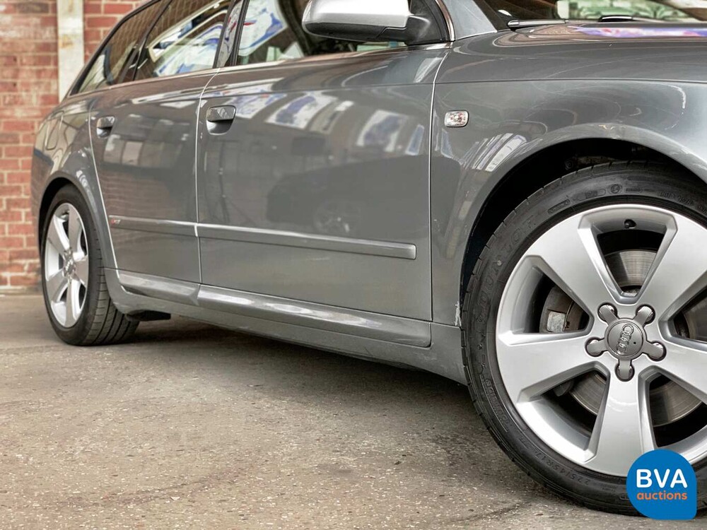 Audi A4 Avant 3.0 TDI Quattro S-Line Automatik 233 PS 2007.