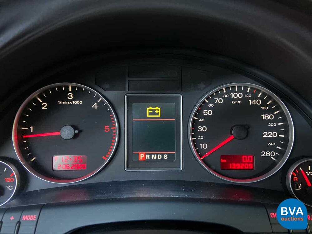 Audi A4 Avant 3.0 TDI Quattro S-Line Automatik 233 PS 2007.