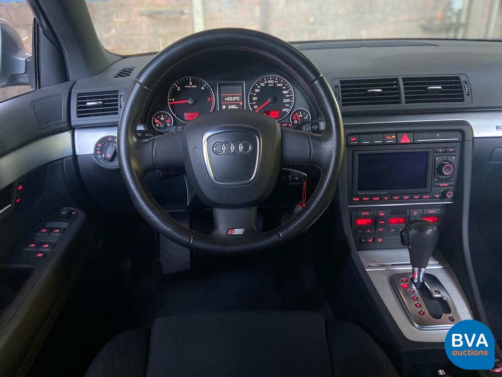 Audi A4 Avant 3.0 TDI Quattro S-Line Automatik 233 PS 2007.