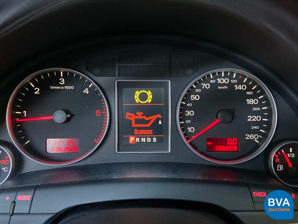 Audi A4 Avant 3.0 TDI Quattro S-Line Automatik 233 PS 2007.