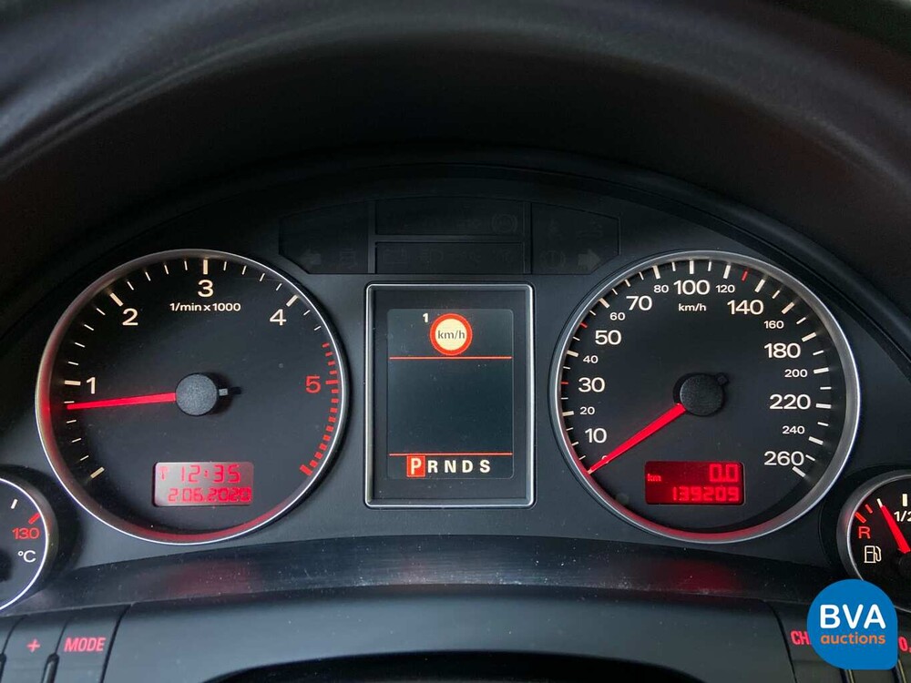 Audi A4 Avant 3.0 TDI Quattro S-Line Automatik 233 PS 2007.