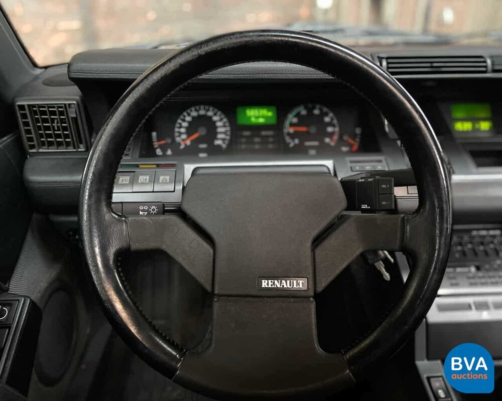 Renault 25 2.0 TXI Phase II 135 PS -Org.NL-1991, DJ-HP-72.