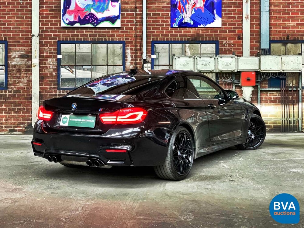 BMW M4 Competition Coupé 450 PS 4er 2017.