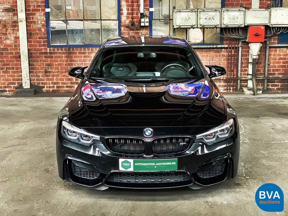 BMW M4 Competition Coupé 450 PS 4er 2017.