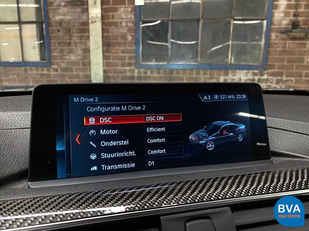 BMW M4 Competition Coupé 450 PS 4er 2017.