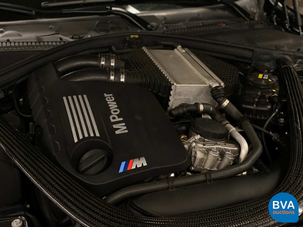 BMW M4 Competition Coupé 450 PS 4er 2017.