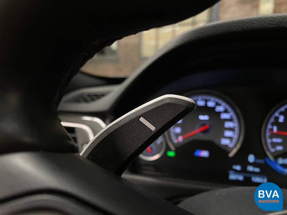 BMW M4 Competition Coupé 450 PS 4er 2017.