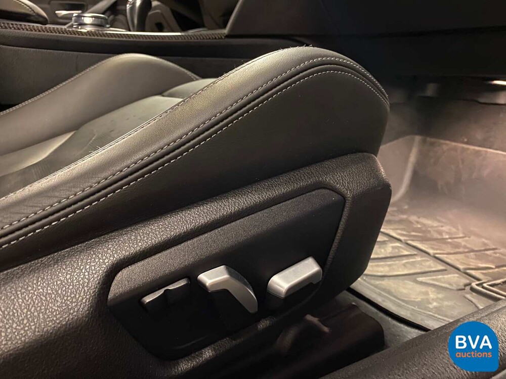 BMW M4 Competition Coupé 450 PS 4er 2017.