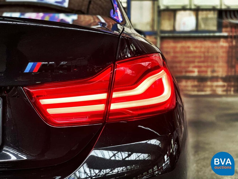 BMW M4 Competition Coupé 450 PS 4er 2017.