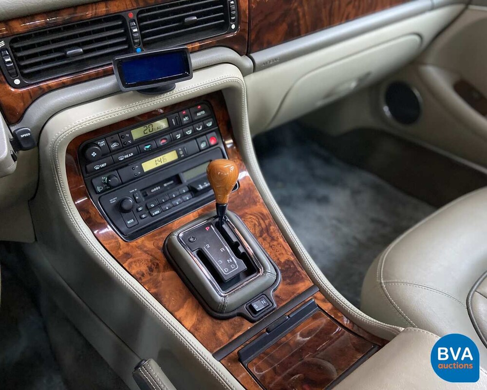 Jaguar Sovereign 4.0 V8 -1e Besitzer / Original NL- 1997, RD-SZ-07.