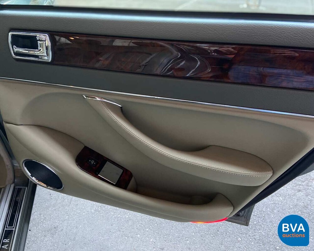 Jaguar Sovereign 4.0 V8 -1e Besitzer / Original NL- 1997, RD-SZ-07.