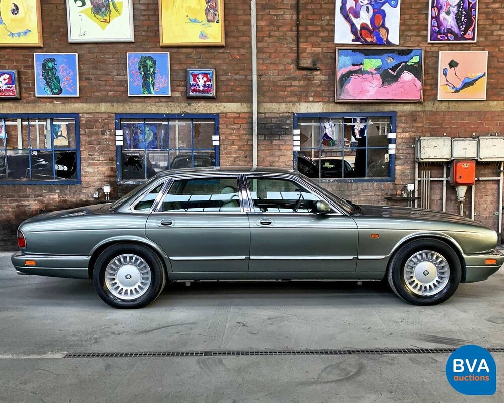 Jaguar Sovereign 4.0 V8 -1e Besitzer / Original NL- 1997, RD-SZ-07.