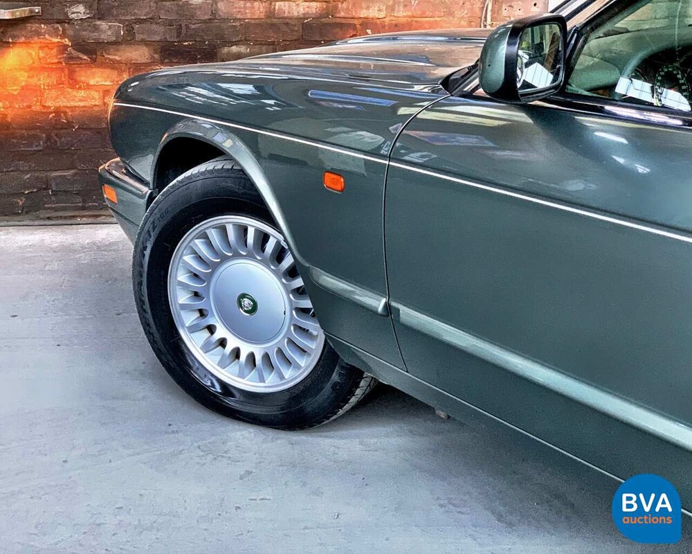 Jaguar Sovereign 4.0 V8 -1e Besitzer / Original NL- 1997, RD-SZ-07.