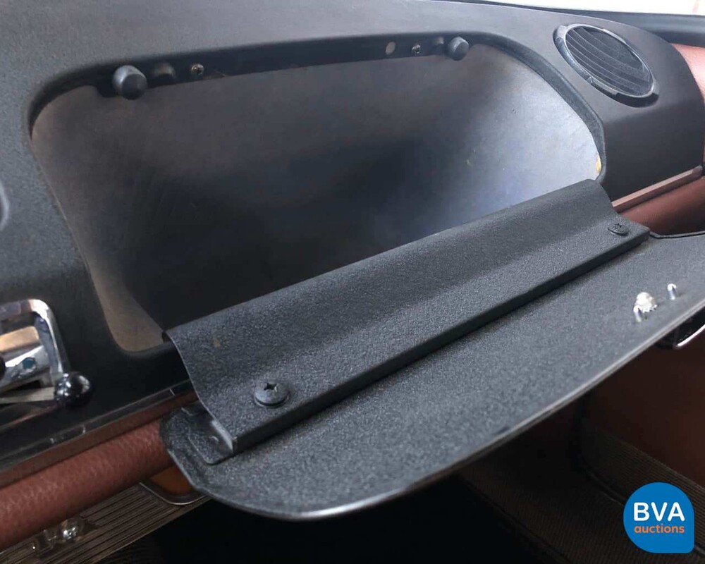 Peugeot 404 Limousine 1966, AL-49-13.