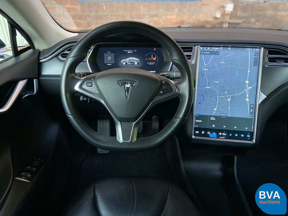 Tesla Model S 85D Base 423 Stück 2015, GJ-387-Z.