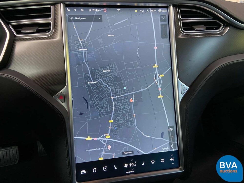 Tesla Model S 85D Base 423 Stück 2015, GJ-387-Z.