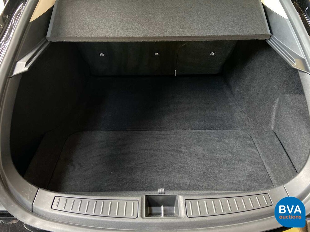 Tesla Model S 85D Base 423 Stück 2015, GJ-387-Z.