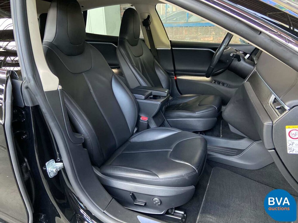 Tesla Model S 85D Base 423 Stück 2015, GJ-387-Z.