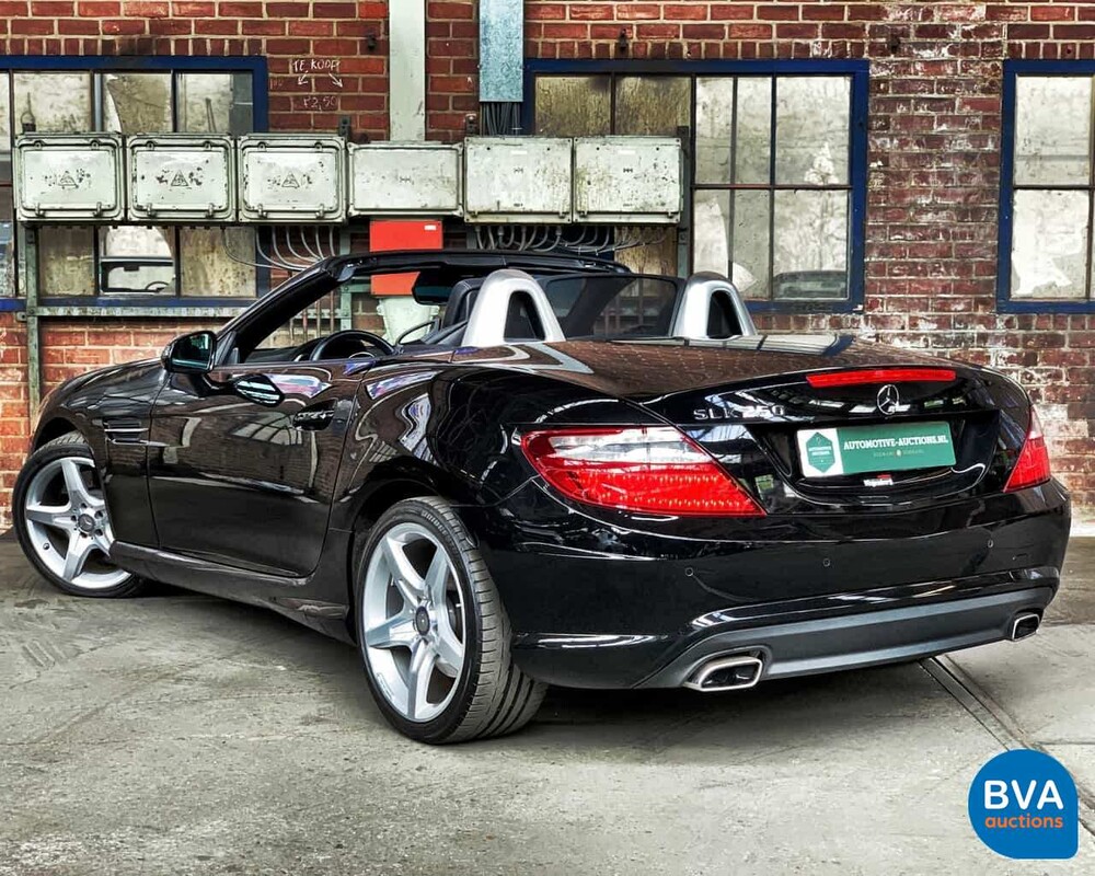 Mercedes-Benz SLK250 AMG Roadster 204 Stück 2015, GR-169-S.