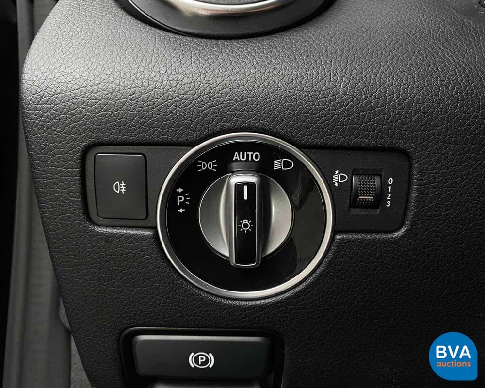 Mercedes-Benz SLK250 AMG Roadster 204 Stück 2015, GR-169-S.