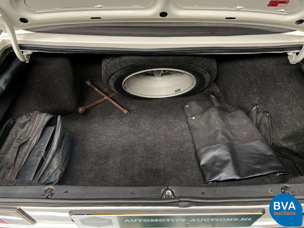 Lancia Beta Spider 2000 -Org.NL-116pk 1982, PR-29-ZB.