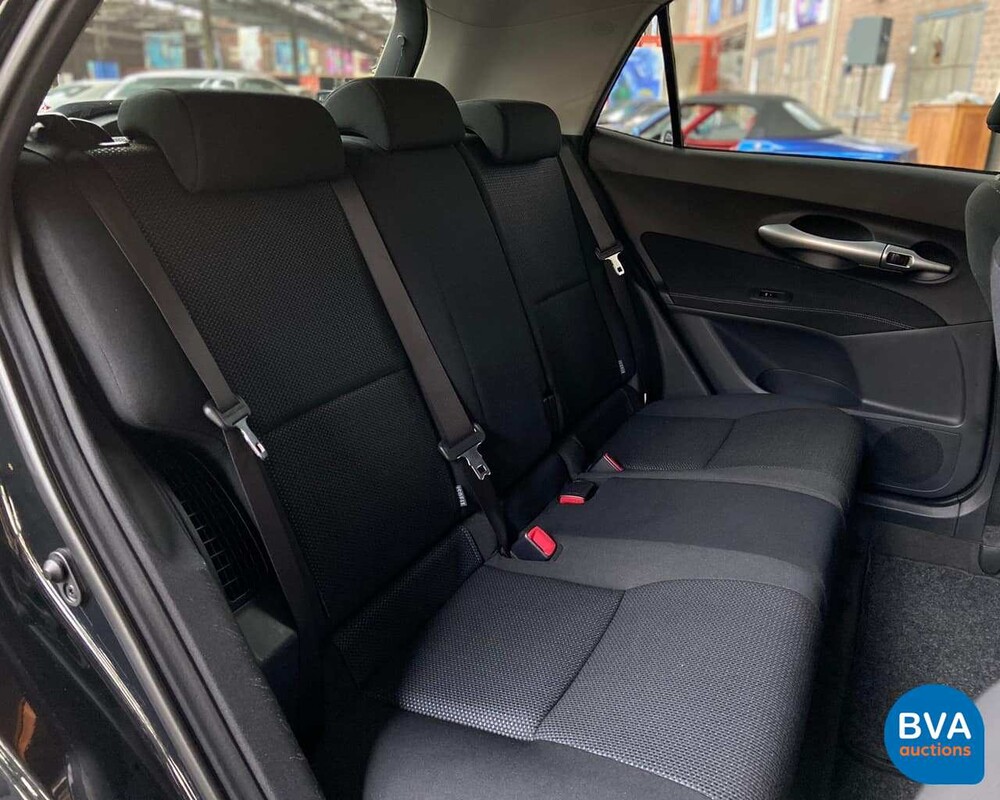 Toyota Auris Vollhybrid 1.8 Dynamic 2010, 83-NDB-1.