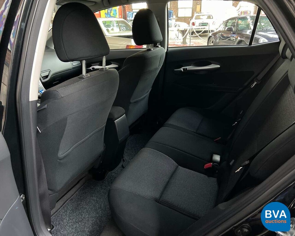 Toyota Auris Vollhybrid 1.8 Dynamic 2010, 83-NDB-1.