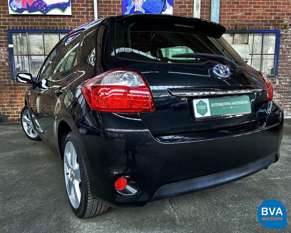 Toyota Auris Vollhybrid 1.8 Dynamic 2010, 83-NDB-1.