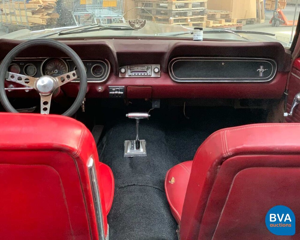 Ford Mustang V8 Cabriolet 1966.