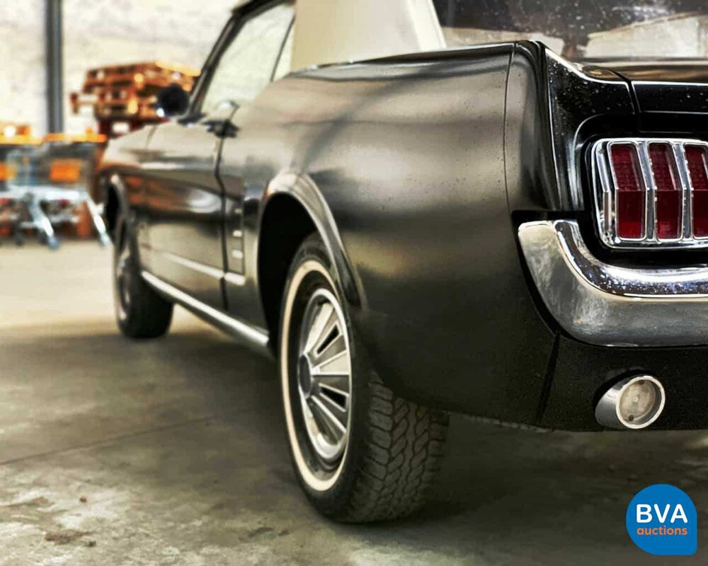 Ford Mustang V8 Cabriolet 1966.