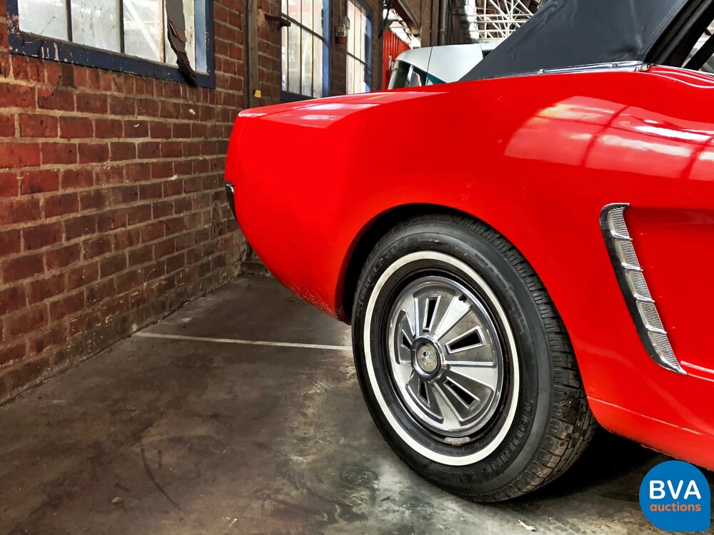 Ford Mustang V8 Automatik 1965.