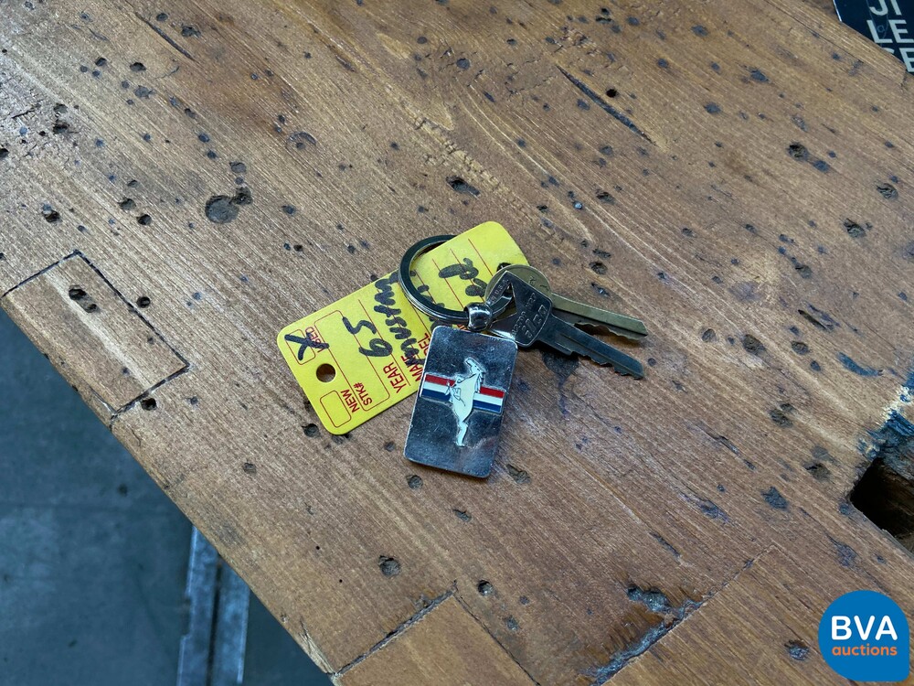 Ford Mustang V8 Automatik 1965.