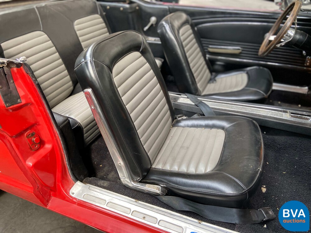 Ford Mustang V8 Automatik 1965.