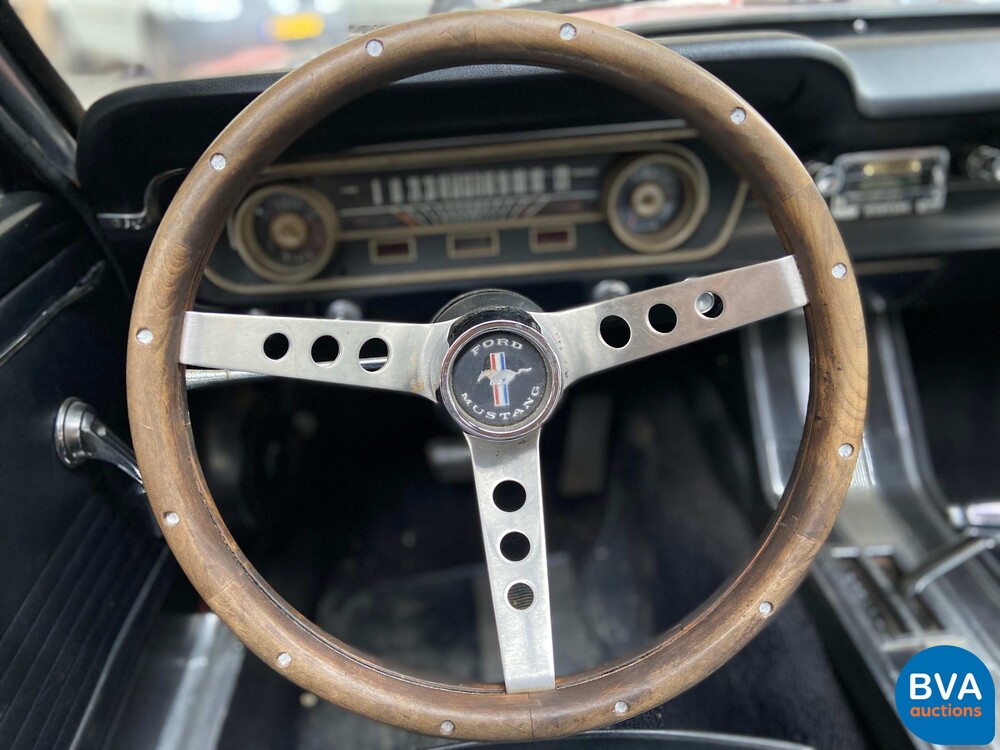 Ford Mustang V8 Automatik 1965.