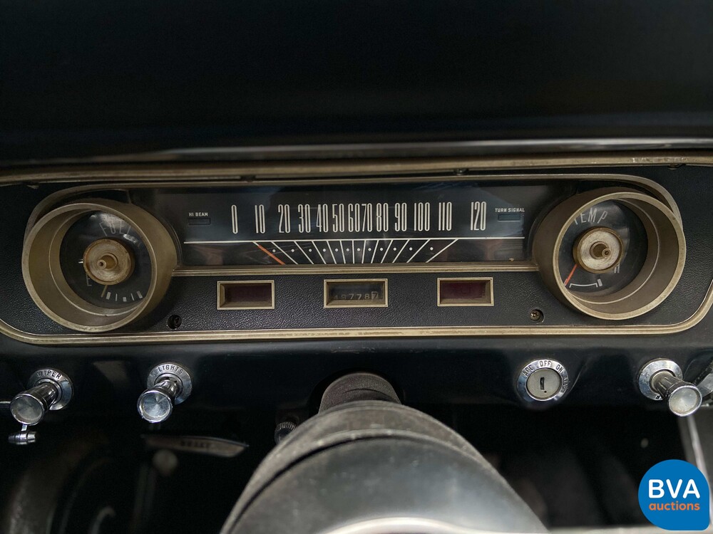 Ford Mustang V8 Automatik 1965.
