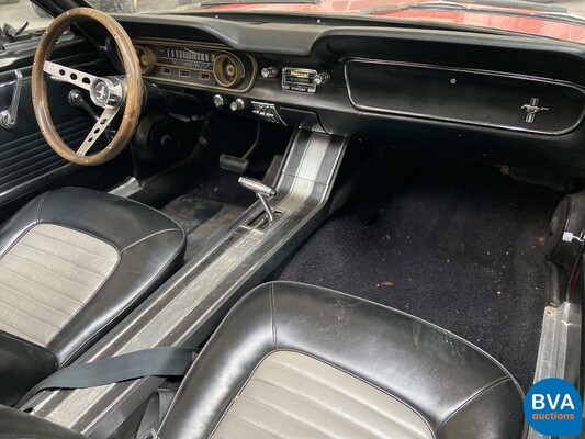 Ford Mustang V8 Automatik 1965.