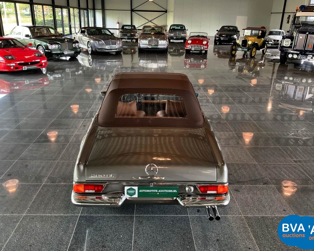 Mercedes-Benz 280SL Pagoda W113 1968, DM-87-71.