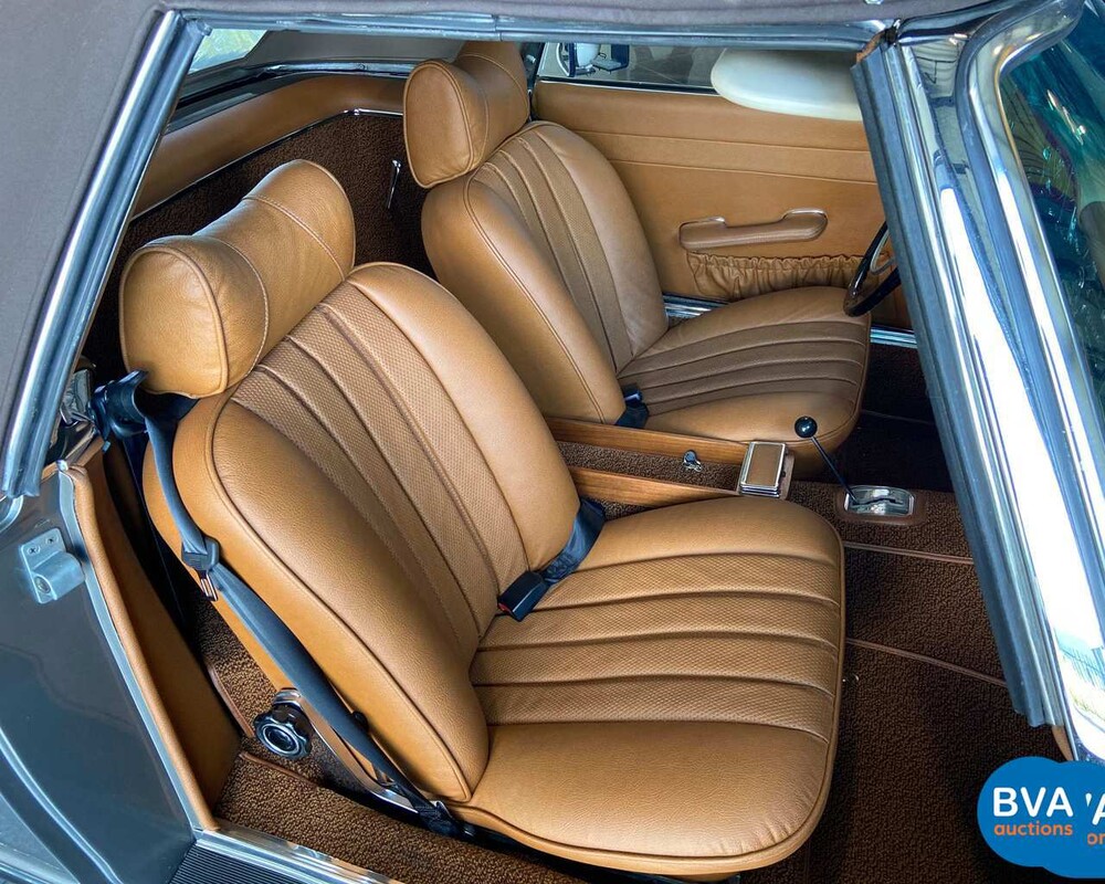 Mercedes-Benz 280SL Pagoda W113 1968, DM-87-71.