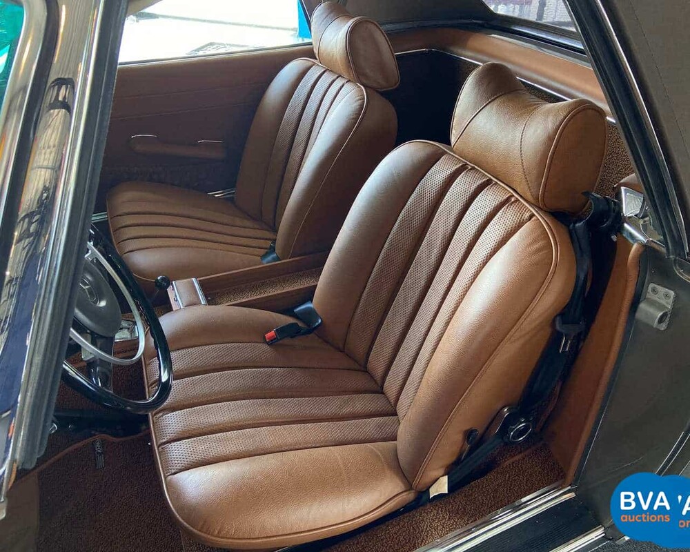 Mercedes-Benz 280SL Pagoda W113 1968, DM-87-71.