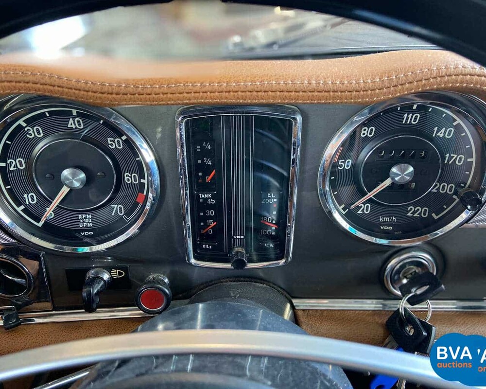 Mercedes-Benz 280SL Pagoda W113 1968, DM-87-71.