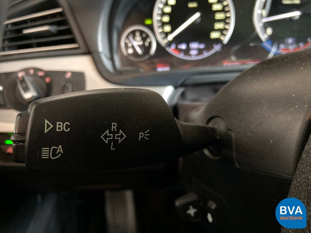 BMW M550d xDrive Touring 381pk/740Nm 5-Serie, 7-SPP-52