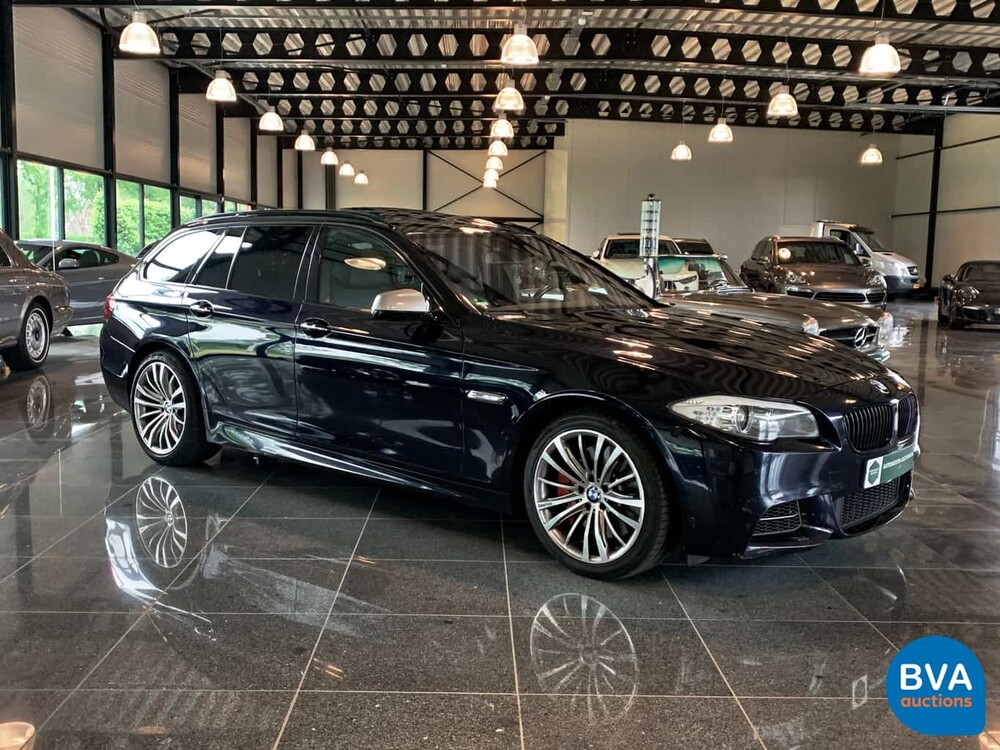 BMW M550d xDrive Touring 381pk/740Nm 5-Serie, 7-SPP-52
