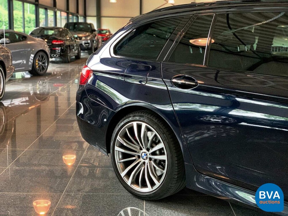 BMW M550d xDrive Touring 381pk/740Nm 5-Serie, 7-SPP-52
