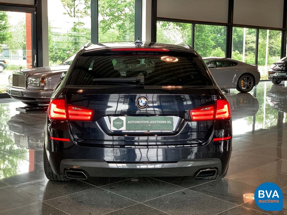 BMW M550d xDrive Touring 381pk/740Nm 5-Serie, 7-SPP-52