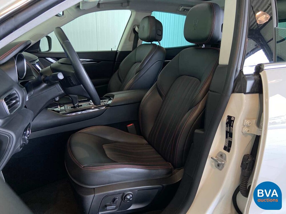 Maserati Levante S 3.0 V6 AWD 430pk 2016