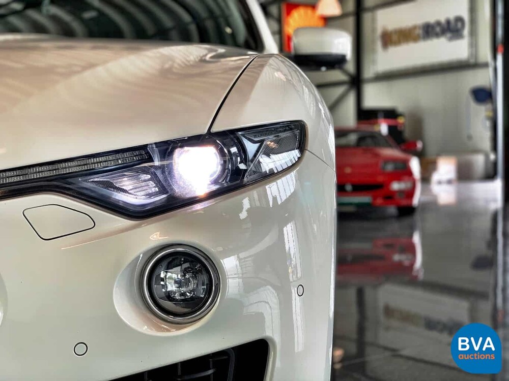 Maserati Levante S 3.0 V6 AWD 430pk 2016