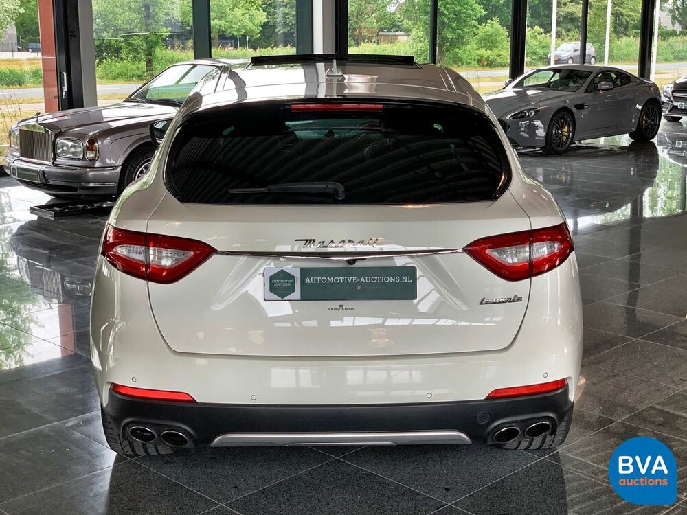 Maserati Levante S 3.0 V6 AWD 430pk 2016