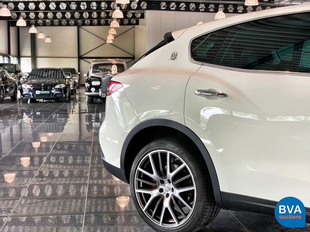 Maserati Levante S 3.0 V6 AWD 430pk 2016